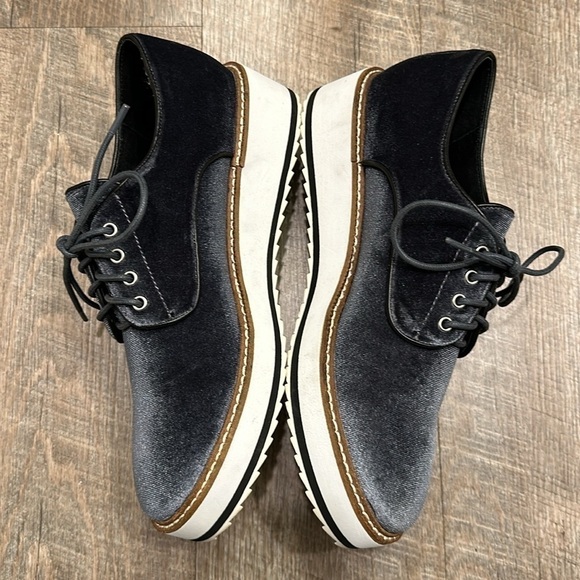 Shellys London steel blue velvet platform lace up white sole Oxford size 7 1/2 - Picture 9 of 14